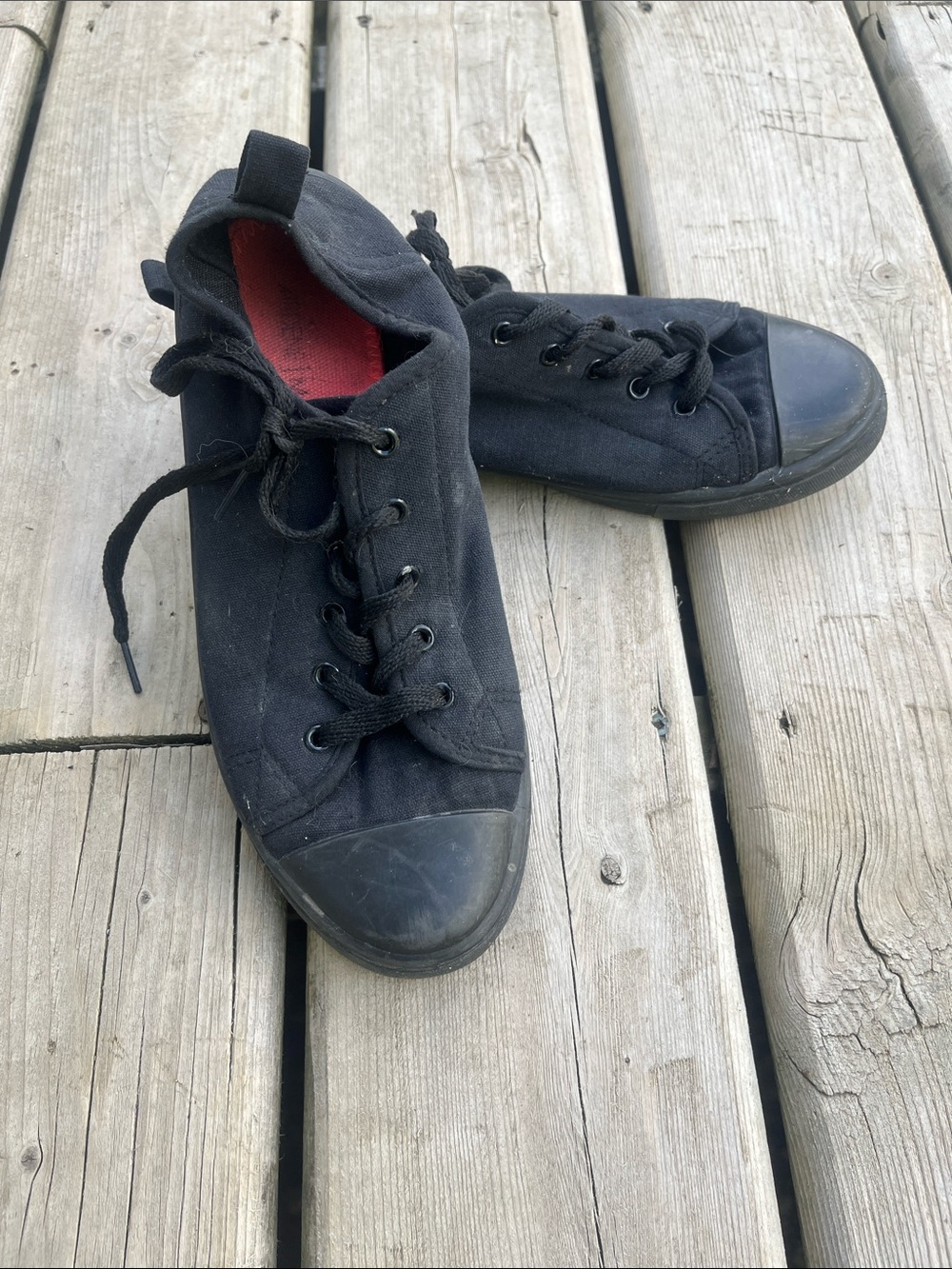 Ardene Black Canvas Low-Top Sneakers Size 8